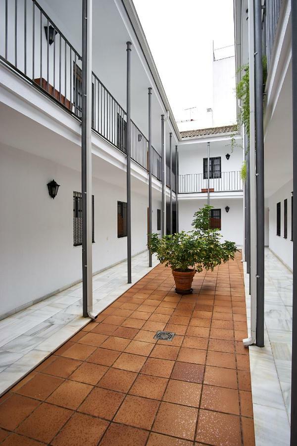 Monsalves Courtyard By Valcambre Appartement Sevilla Buitenkant foto